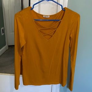 Long sleeve top